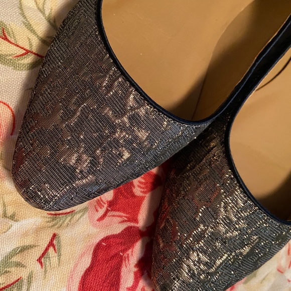Talbots Gold Jacquard Flats, size 7 - Picture 3 of 7